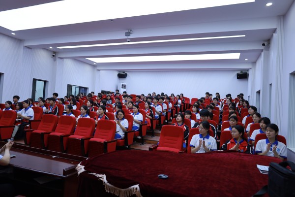 常德新德才職業(yè)學(xué)校,常德新德才,常德招生就業(yè),電子商務(wù)專業(yè)學(xué)校,專業(yè)學(xué)校報考哪里好